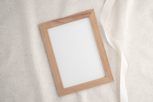 Empty Wood Frame mockup on linen fabric background
5x7 inches Frame mockup, Boho frame mockup, Blank wood frame template