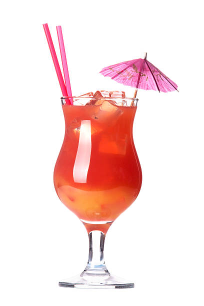 paraguas de cóctel con alcohol y tubo - drink umbrella cocktail glass isolated fotografías e imágenes de stock