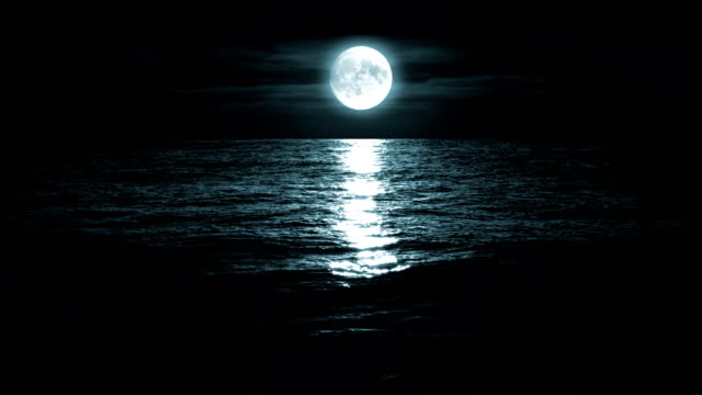 Moon over the sea, loopable