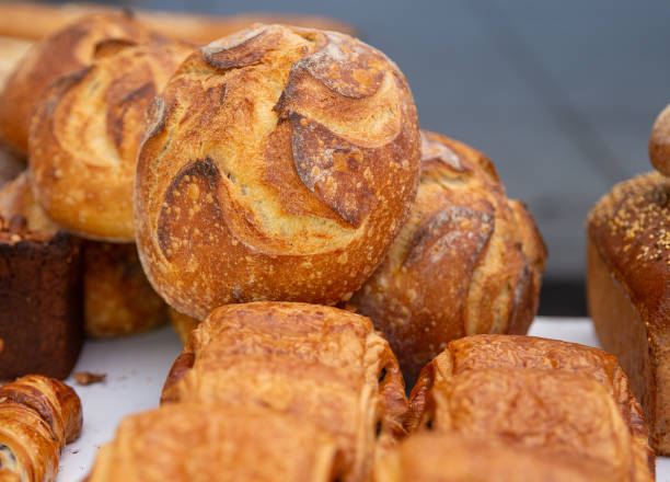 istock Fresh Baked Italian Bread 1628480082