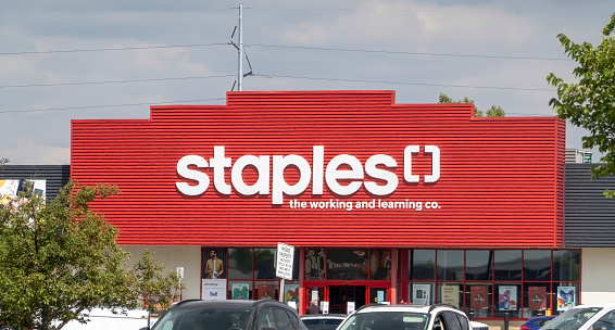 Calgary, AB, Canada. Aug 19 ,2023. A Staples store sign. An American office supply retail company.