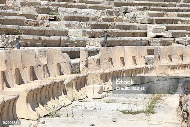 大理石の Thrones の劇場ディオニサス - アテナイのアクロポリスのストックフォトや画像を多数ご用意 - アテナイのアクロポリス, アテネ, ギリシャ