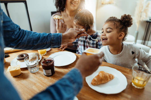 istock Family enjoying breakfast 1629107723