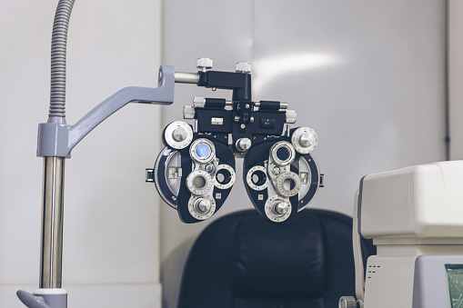 Ophthalmologist and optometrist