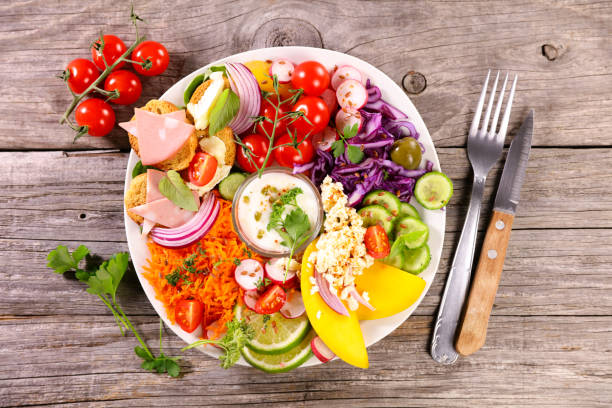 istock mixed vegetable salad- healthy eating 1629140822