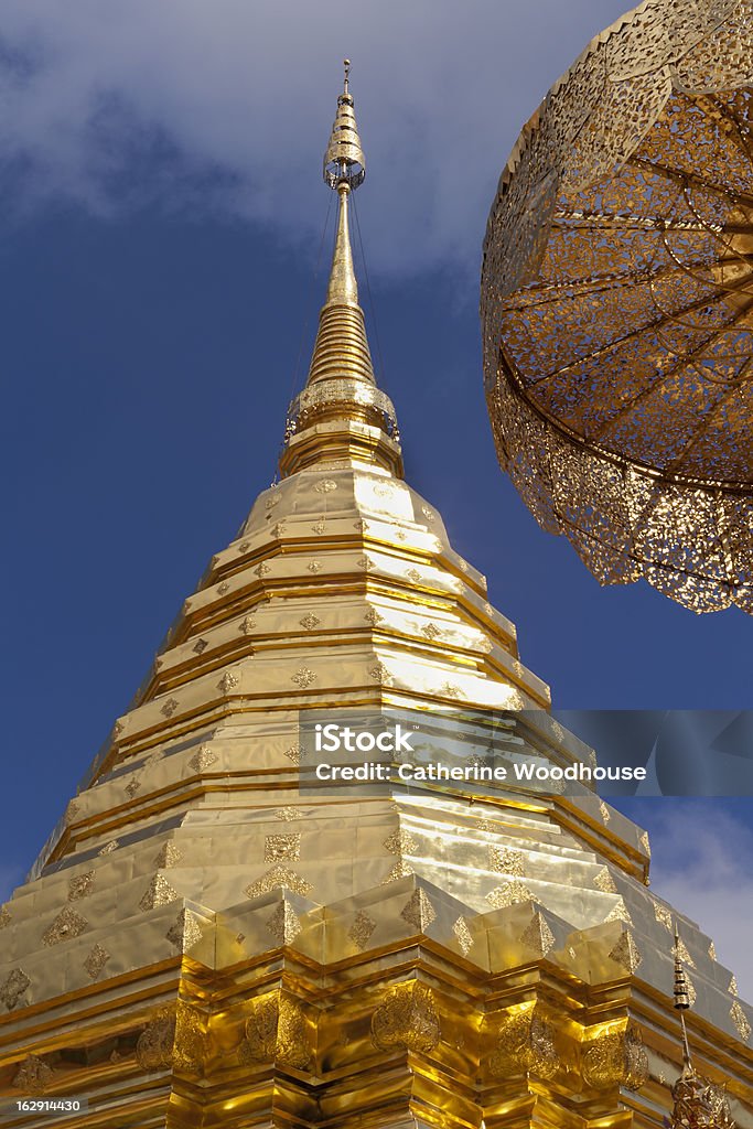 Wat Phrathat Doi Suthep, Tailandia - Foto de stock de 2011 libre de derechos
