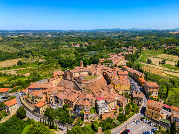 istock Lari, Italian old town from drone 1629239067