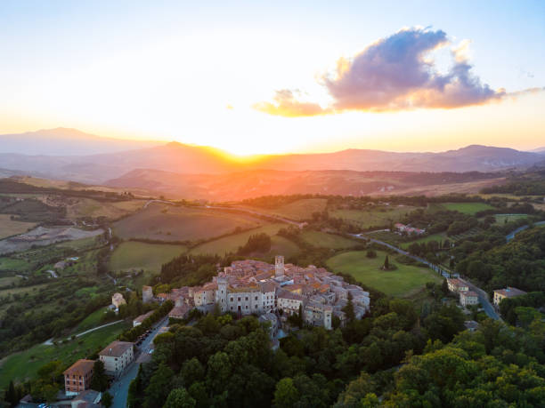 istock San Casciano dei Bagni, Italian town from drone 1629239095