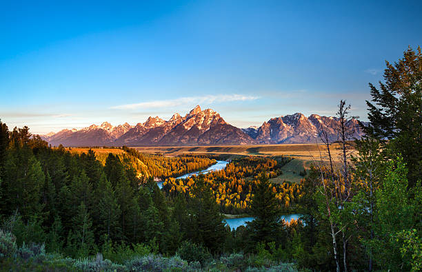 istock The Tetons and Snake River 162924619