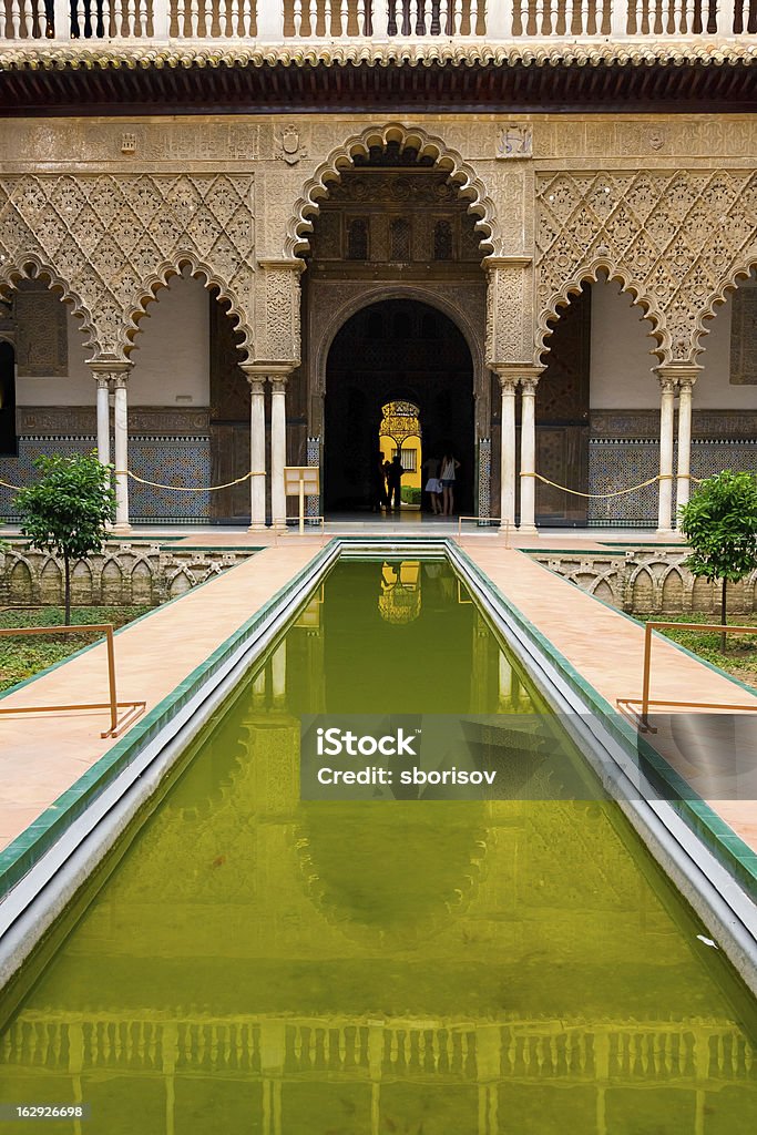 Palácio Alcazar em Sevilha - Foto de stock de Andaluzia royalty-free