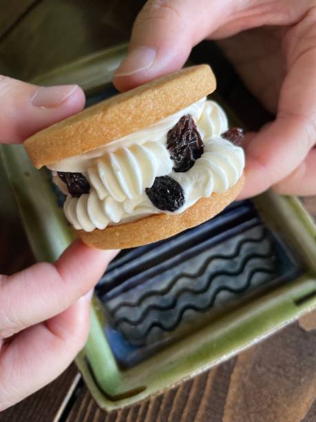 Cookie with raisin butter sandwich