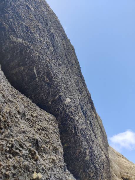 granite rock with a view - dartmoor haytor rocks rock outcrop imagens e fotografias de stock