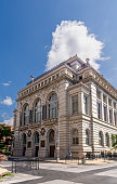 troy-ny-usa-aug-13-2023-die-troy-savings-bank-music-hall-ein-kunstvolles-konzertlokal-in-troy.jpg?b=1&s=170x170&k=20&c=G1hTJrj-L-pMFPTOav-NHI61JjrnP7lenNYdzD-Mvmg=