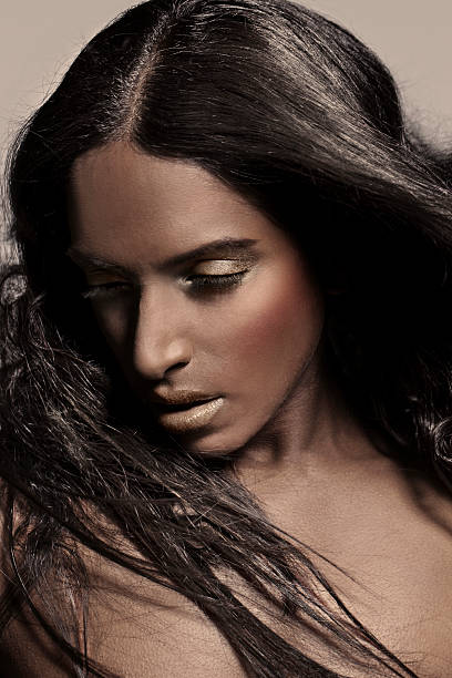 istock Golden Black Beauty 162957094