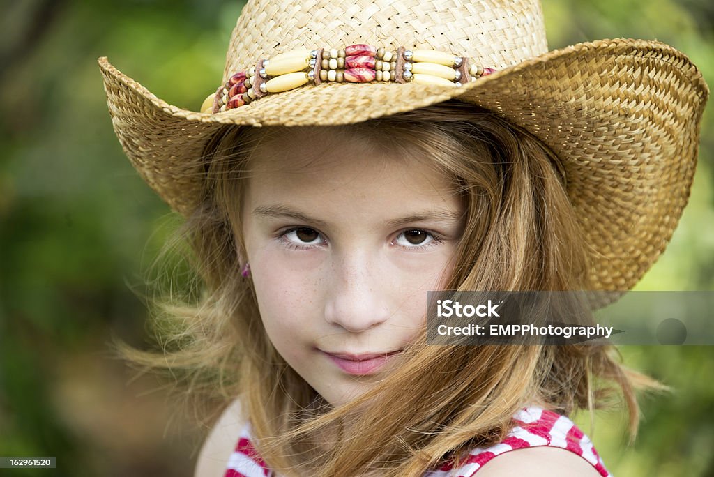 Menina de Chapéu de Cowboy - Foto de stock de Beleza royalty-free