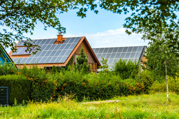istock Houses with solar panels 1629723697