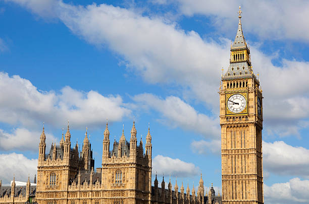 istock Big Ben In The Sun 162979842