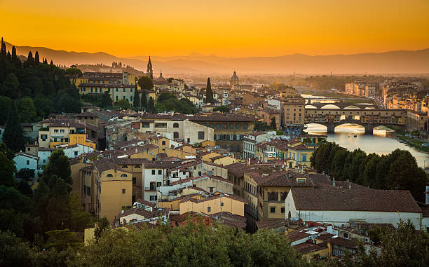 istock Ponte Vecchio and the Arno river at sunset 162980466