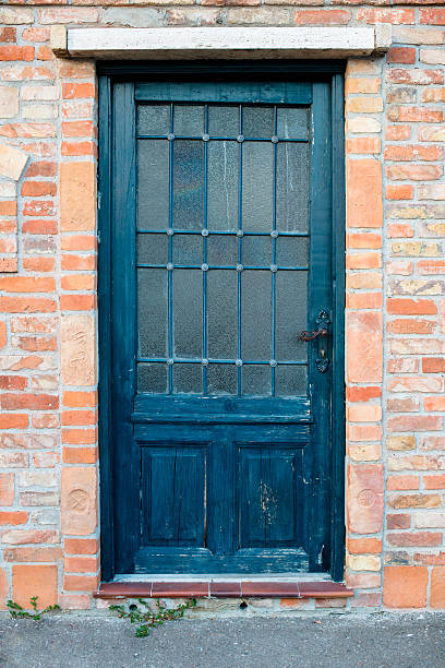 istock Old Wood Door with Cross 162981183