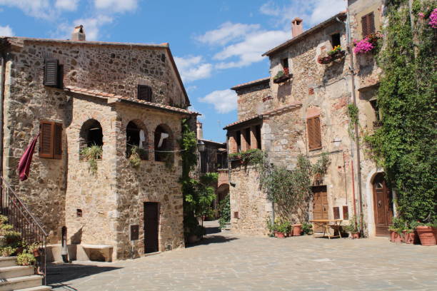 istock Montemerano, the medieval town 1630008740
