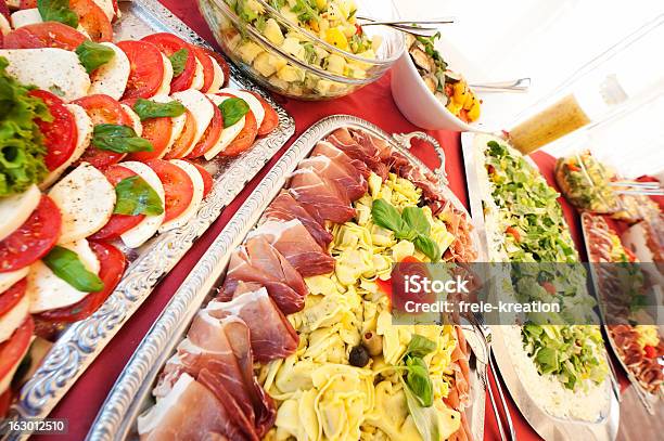 Servicio De Catering Foto de stock y más banco de imágenes de Alimento - Alimento, Aperitivo - Plato de comida, Banquete