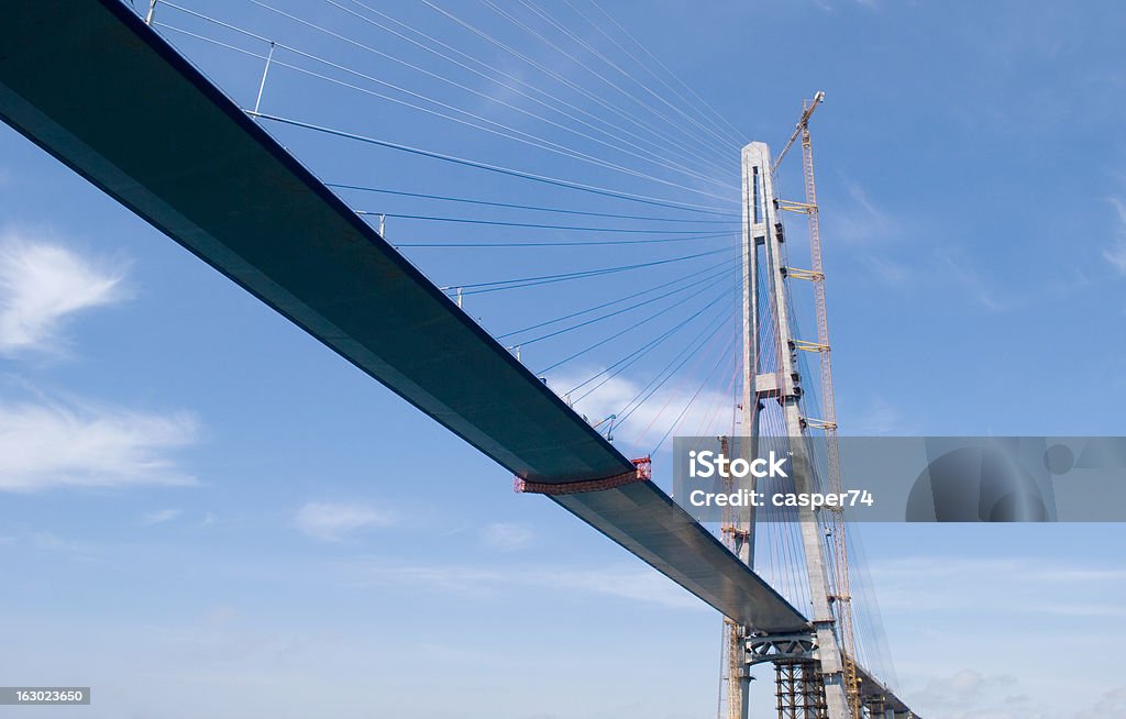 A construção da ponte. Vladivostok. A Rússia. - Foto de stock de Arco - Característica arquitetônica royalty-free