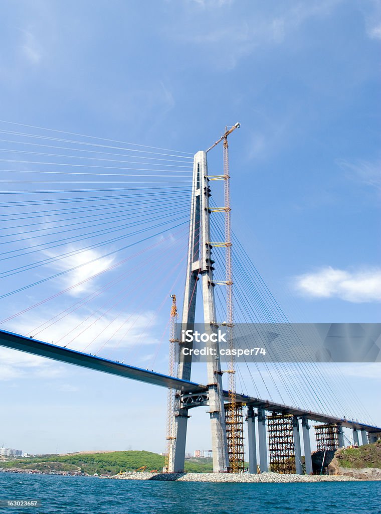 Construction sur le pont. Vladivostok. La Russie. - Photo de Acier libre de droits