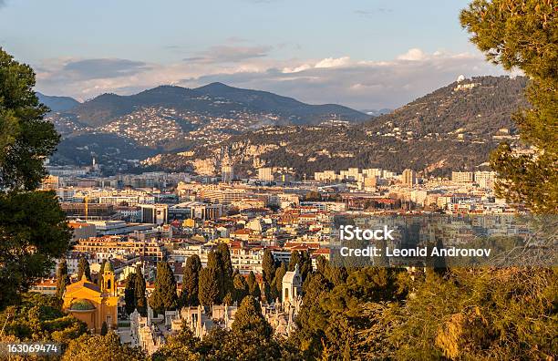 Blick Auf Schönen Stadt An Der Côte Dazur Frankreich Stockfoto und mehr Bilder von Abenddämmerung