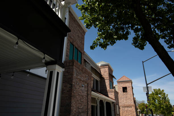 istock Downtown Danville California 1630710485