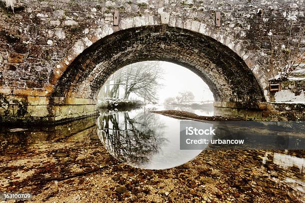 Puente En La Mañana De Invierno Foto de stock y más banco de imágenes de Dartmoor - Dartmoor, Puente - Estructura creada por humanos, Inglaterra