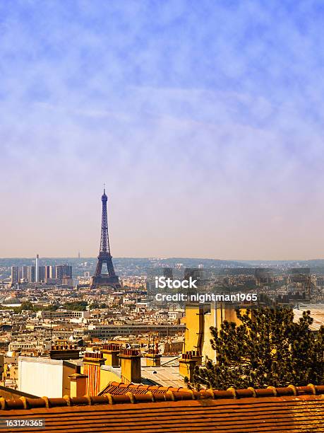 Paris Torre Eiffel - Fotografias de stock e mais imagens de Alto - Descrição Física - Alto - Descrição Física, Antigo, Ao Ar Livre