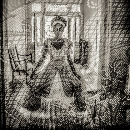 Apparition of a woman from another era, in an old haunted house.