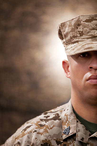 us marine corps solider porträt - sergeant military marines serious stock-fotos und bilder
