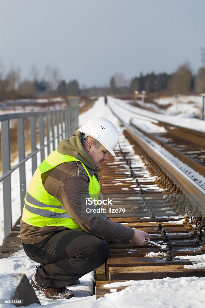 Eisenbahn-Arbeiter auf der Brücke - Lizenzfrei Arbeiter Stock-Foto