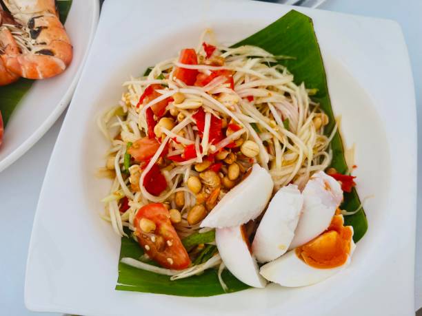 istock Papaya salad 1631398808