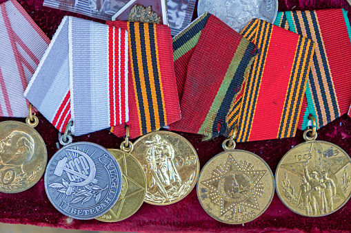 World War 2 veteran soldiers medals sold on flea market as memorabilia