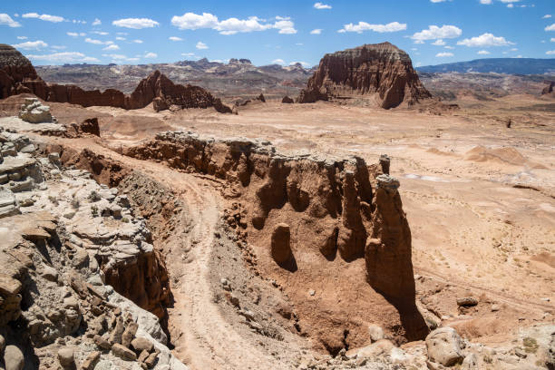 istock Beautiful rock formations in Utah 1631647486