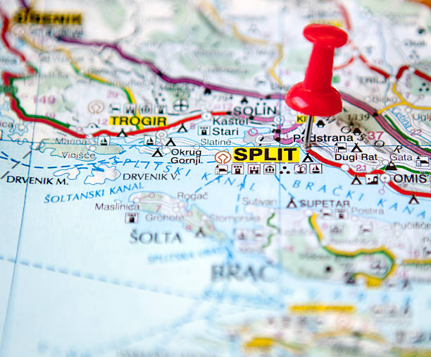 istock Red pin with Split as travel destination 163188111