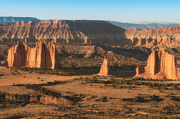 vale catedral, parque nacional de capitol reef - cathedral - fotografias e filmes do acervo