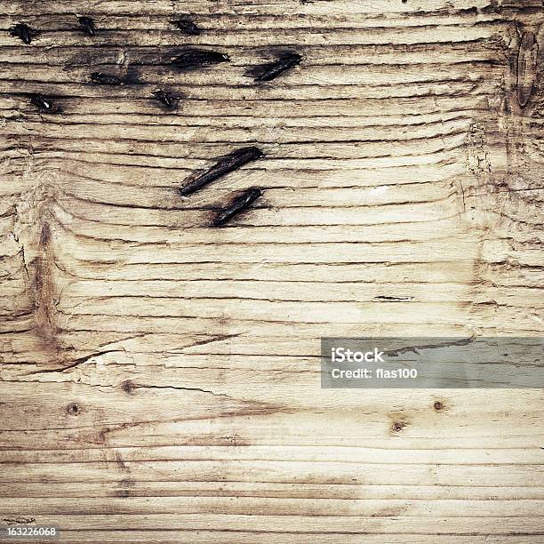 古い木製ボード枝アントラスティ爪 - からっぽのストックフォトや画像を多数ご用意 - からっぽ, ひびが入った, グランジ加工