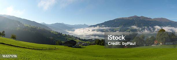 Панорамные Виды На Циллерталь — стоковые фотографии и другие картинки Циллерталь - Циллерталь, Австрия, Без людей