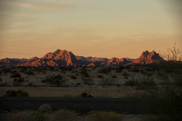 istock Welton Arizona Mountain Sunset 1632818584