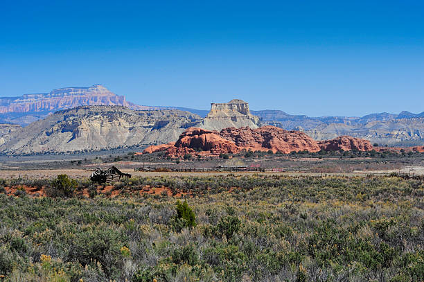 istock Red Rocks near Kodachrome Basin 163298290