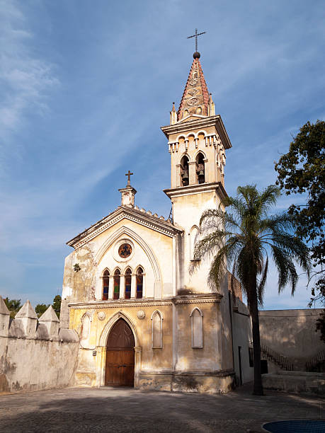 Chapel of Santa Cruz, Cuernavaca One of the oldest churches in the city, the Santa Cruz Chapel is in Neogothic style, and honours Our Lady of Mount Carmel. On the grounds of the cathedral. Cuernavaca, state of Morelos, Mexico. cuernavaca stock pictures, royalty-free photos & images