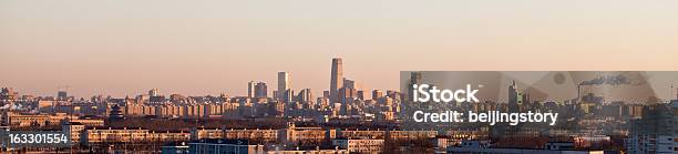 Pekín En La Mañana Foto de stock y más banco de imágenes de Aire libre - Aire libre, Amanecer, Ciudades capitales