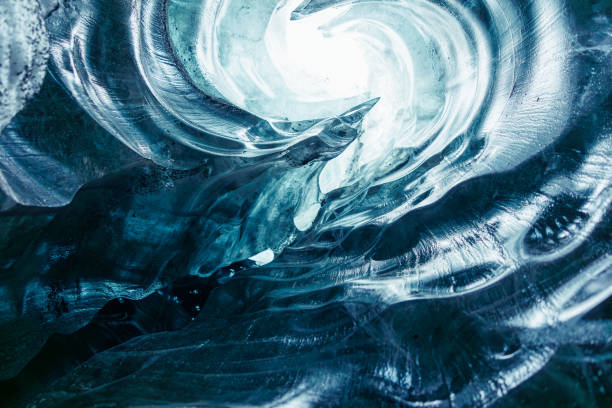 istock Chunks of ice in Vatnajokull glacier 1633081002