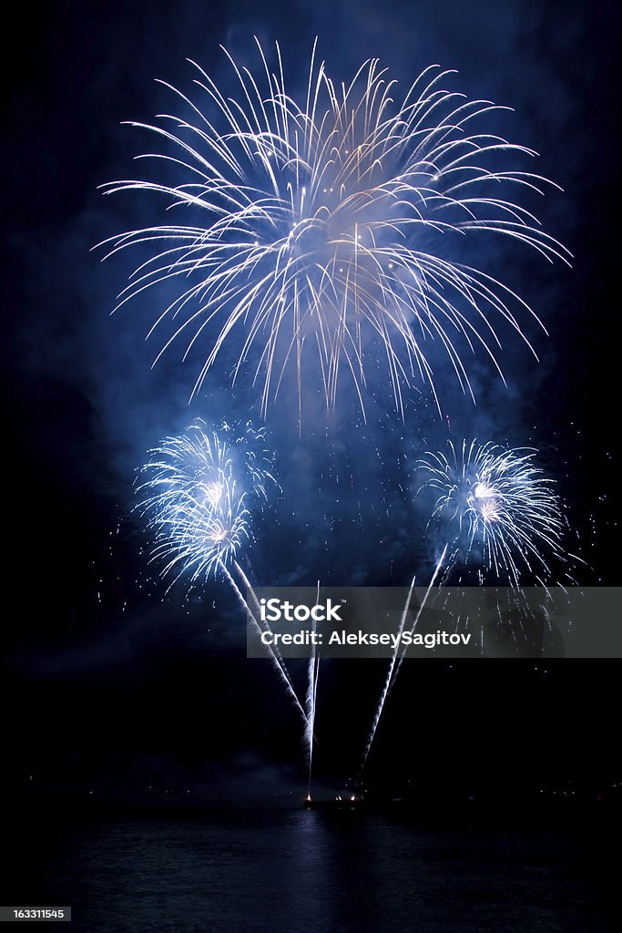 Feuerwerk in den Nachthimmel - Lizenzfrei Abstrakt Stock-Foto