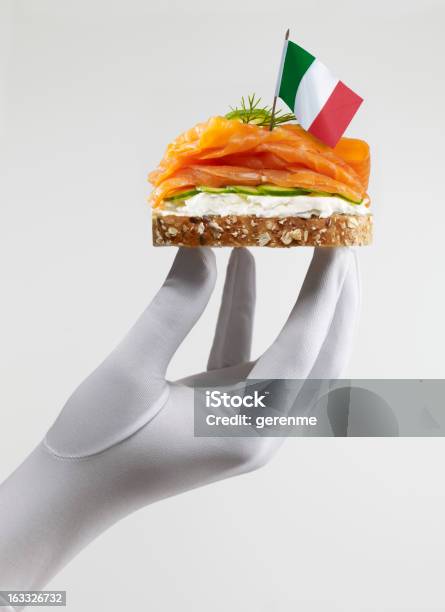 Photo libre de droit de Italian Sandwich Au Saumon Fumé banque d'images et plus d'images libres de droit de Drapeau italien - Drapeau italien, Saumon - Produit de la mer, Adulte