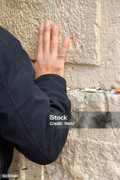 Western Ściany Jerozolima - zdjęcia stockowe i więcej obrazów Bliskie zbliżenie - Bliskie zbliżenie, Część, Dorosły