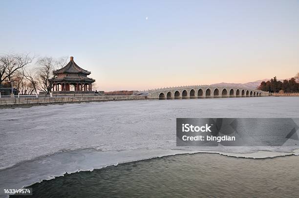 Palácio De Verão Em Pequim - Fotografias de stock e mais imagens de Ao Ar Livre - Ao Ar Livre, Arquitetura, Beleza natural
